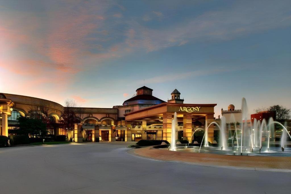 Argosy Casino Hotel & Spa Riverside Ngoại thất bức ảnh