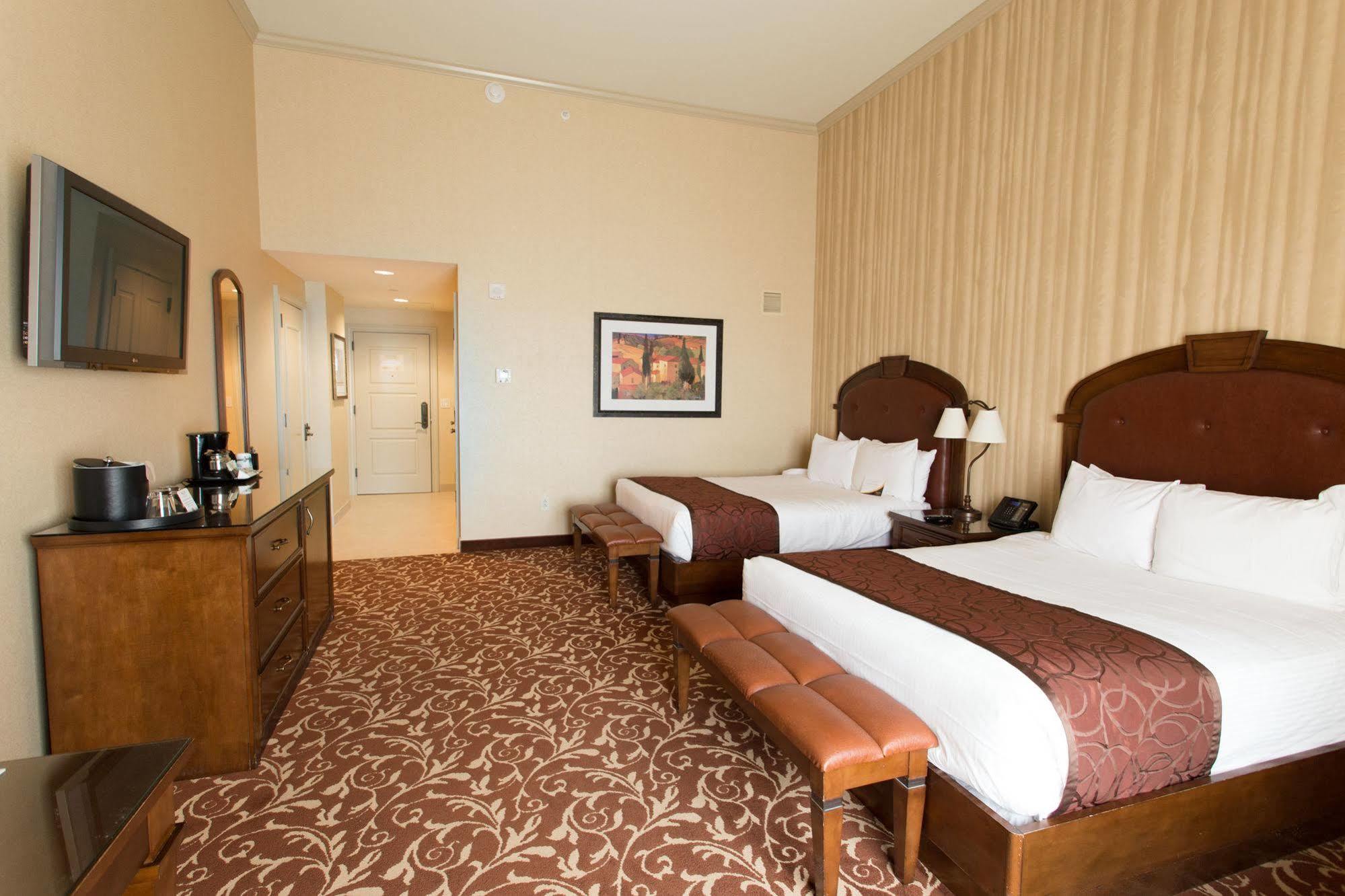 Argosy Casino Hotel & Spa Riverside Ngoại thất bức ảnh